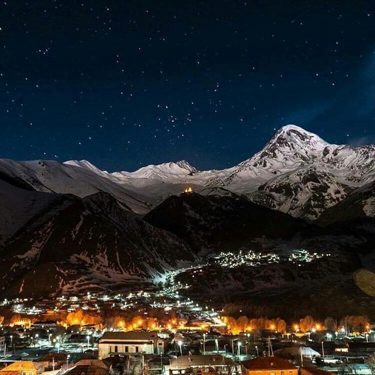 Max Hotel Gogi Alibegashvili Kazbegi Exterior photo